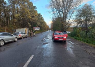 На блокпосту у селі Яноші водій наїхав на прикордонника