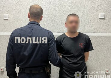 Поліція Мукачева затримала зловмисника, який пограбував 73-річну бабусю