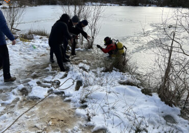 Трагедія на Закарпатті: рятувальники витягнули з води тіло чоловіка