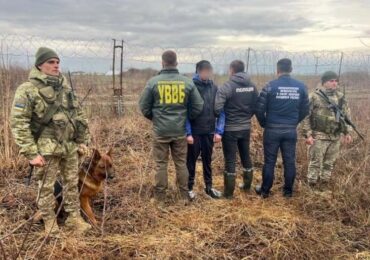 На кордоні зі Словаччиною затримали правопорушника, який намагався підкупити прикордонника