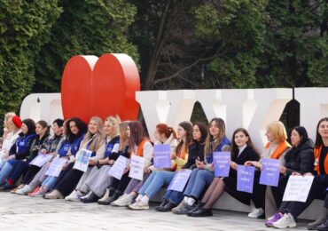 "Насильство лишає слід": в Ужгороді відзначили Міжнародний день боротьби за права жінок