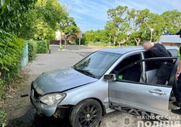 В Ужгороді зловмисник намагався викрасти у пенсіонера автомобіль