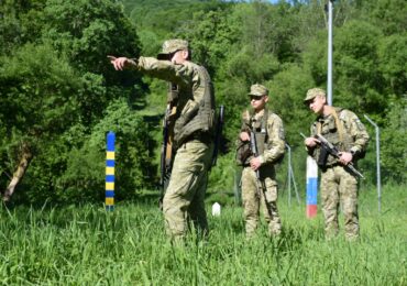 Поблизу кордону зі Словаччиною затримали чотири групи правопорушників