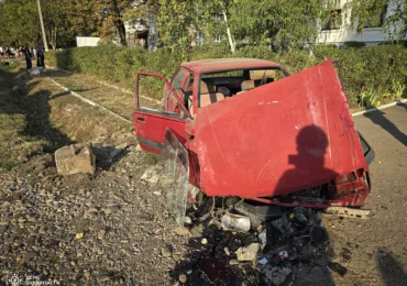 Берегівські рятувальники деблокували постраждалу в ДТП жінку