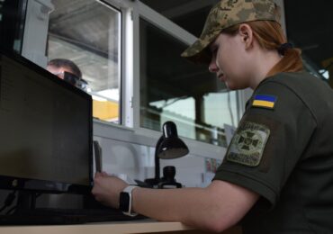 На кордоні з Угорщиною прикордонники виявили псевдоволонтера