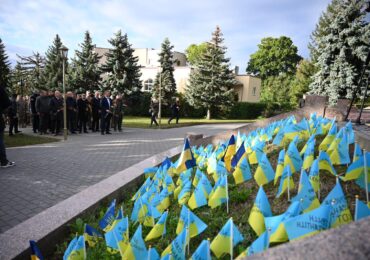 В Ужгороді вшанували памʼять захисників і захисниць