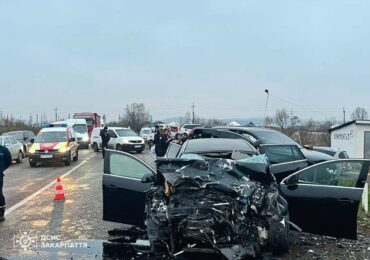 На Закарпатті сталася жахлива ДТП: загинула жінка, четверо постраждалих, серед них дитина