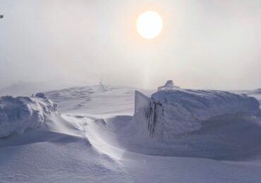 На високогірʼї температура повітря  -20°C