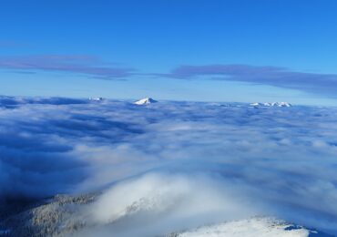 На високогір'ї Карпат температура повітря -9°C