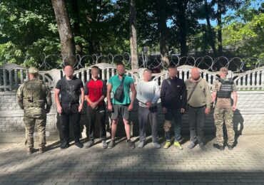 Поблизу кордону зі Словаччиною затримали групу правопорушників