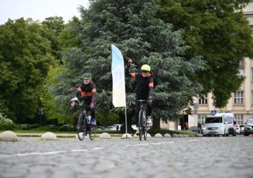 В Ужгороді стартував всеукраїнський ветеранський велопробіг “Шануємо пам’ять захисників України”