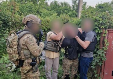 В Ужгороді затримали зловмисника, який ножем поранив місцевого підприємця та втік