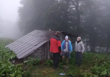 Закарпатські рятувальники надали допомогу двом жителям Львівщини