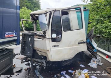 На Закарпатті сталася смертельна ДТП за участі двох вантажівок