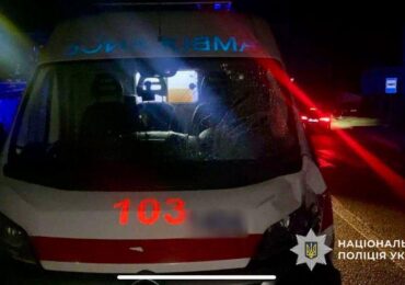 Поліцейські Закарпаття розслідують смертельну аварію за участі автомобіля «швидкої» на Тячівщині