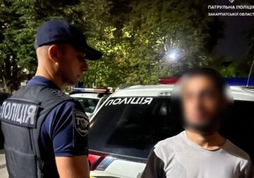 У Мукачеві затримали чоловіка, який, ймовірно, причетний до грабежу