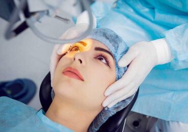 У трьох лікарнях Закарпаття пацієнти з катарактою можуть безоплатно встановити штучний кришталик