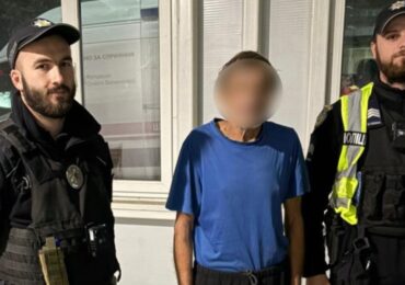 В Ужгороді патрульні допомогли літньому чоловікові, який загубився