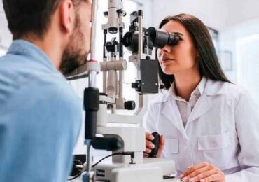 На Закарпатті пацієнти з травмами органів зору, набутими внаслідок війни, можуть отримати безоплатну допомогу