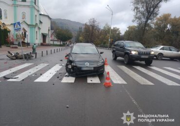 У Рахові сталася ДТП за участі мотоцикла та легковика