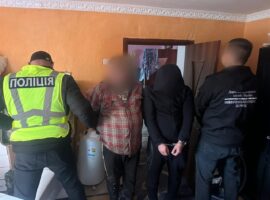 На Закарпатті прикордонники затримали переправника з “клієнтом”