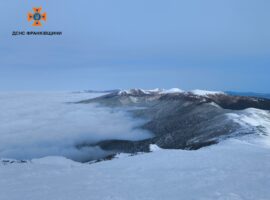 На високогір’ї Карпат температура повітря -5°C