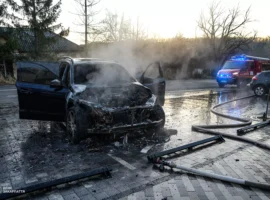 В Ужгороді горів Mercedes-Benz GLS