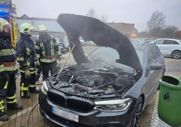 Мукачівські вогнеборці ліквідували загоряння автомобіля