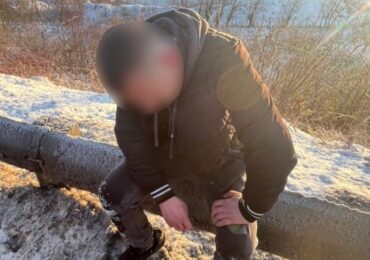 В Ужгороді нетверезий водій намагався втекти від патрульних, створюючи аварійну ситуацію