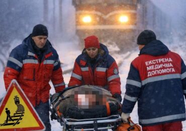 У Мукачеві госпіталізували чоловіка, якого збив поїзд
