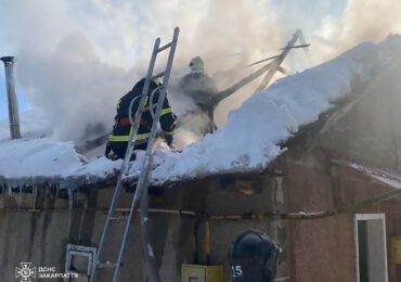 На Хустщині ліквідовано пожежу в житловому будинку