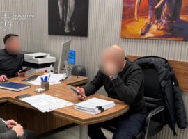 В Ужгороді прокуратура повідомила про підозру приватному нотаріусу, який незаконного переоформив арештоване майно на понад 42 млн грн