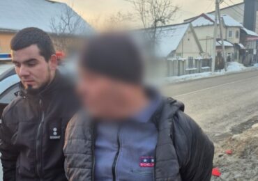 На Тячівщині зловмисник зірвав портрети загиблих захисників України