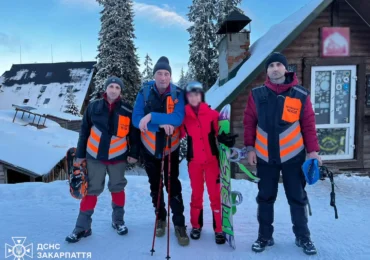 На Драгобраті гірські рятувальники допомогли сноубордистам, які заблукали