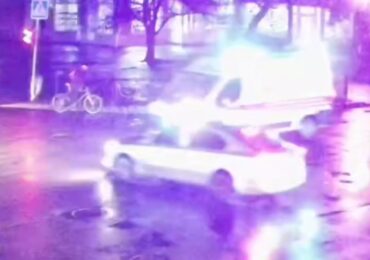 Сталася ДТП за участі швидкої та легковика в Ужгороді