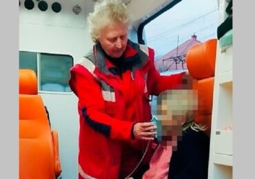 На Закарпатті бригада екстреної допомоги врятувала пацієнтку