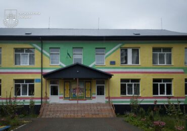 Розікрали майже мільйон гривень: на Тячівщині судитимуть директора дитячого садочку та його спільників