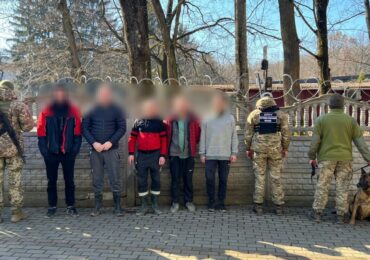 На кордоні зі Словаччиною затримали групу порушників