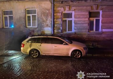 У Львові затримали закарпатця, підозрюваного у підпалі двох автомобілів