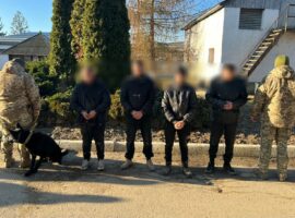 Закарпатські прикордонники затримали групу порушників