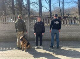 Біля кордону зі Словаччиною затримали іноземця