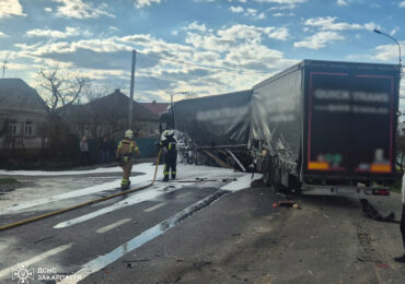 Один водій травмувався, інший загинув: деталі смертельної ДТП у Ракошині від рятувальників