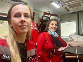 У Квасах на Рахівщині літній чоловік отримав серйозне поранення від корови