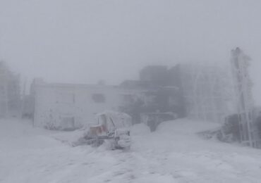 Сильний вітер і обмерзання: на Піп Івані небезпечна погода