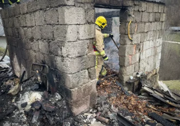 Вогнеборці Тячівщини ліквідували загоряння надвірної споруди