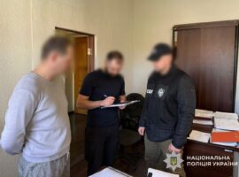 Посадовцю Мукачівської міськради повідомили про підозру у хабарництві