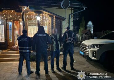 На Рахівщині поліція затримала чоловіка, причетного до торгівлі наркотиками