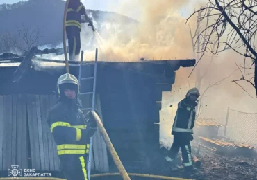 На Хустщині рятувальники ліквідували пожежу в житловому будинку