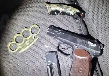 В Ужгороді патрульні виявили неповнолітнього за кермом із забороненими предметами