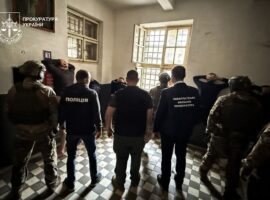 На Закарпатті судитимуть ув’язненого «кримінального авторитета» за незаконне переправлення військовозобов’язаних